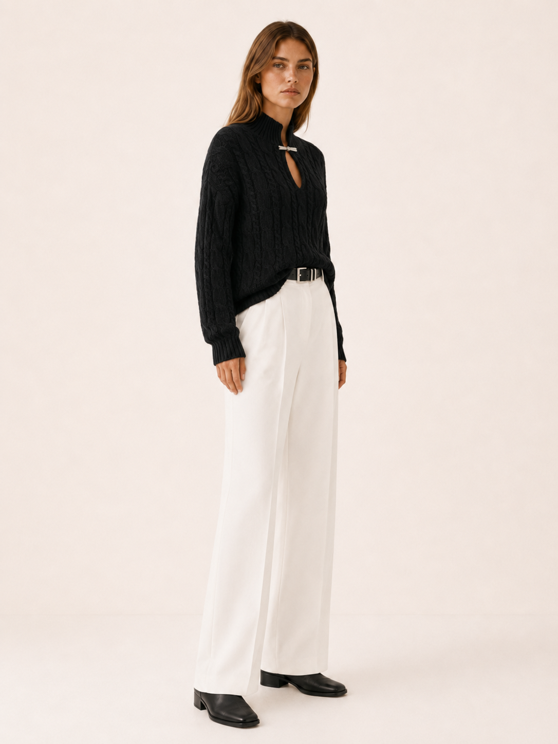 Araminta | Jumper with Keyhole Neckline and Clasp Detail